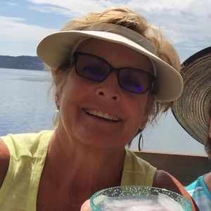 Meet your Posher, Janet